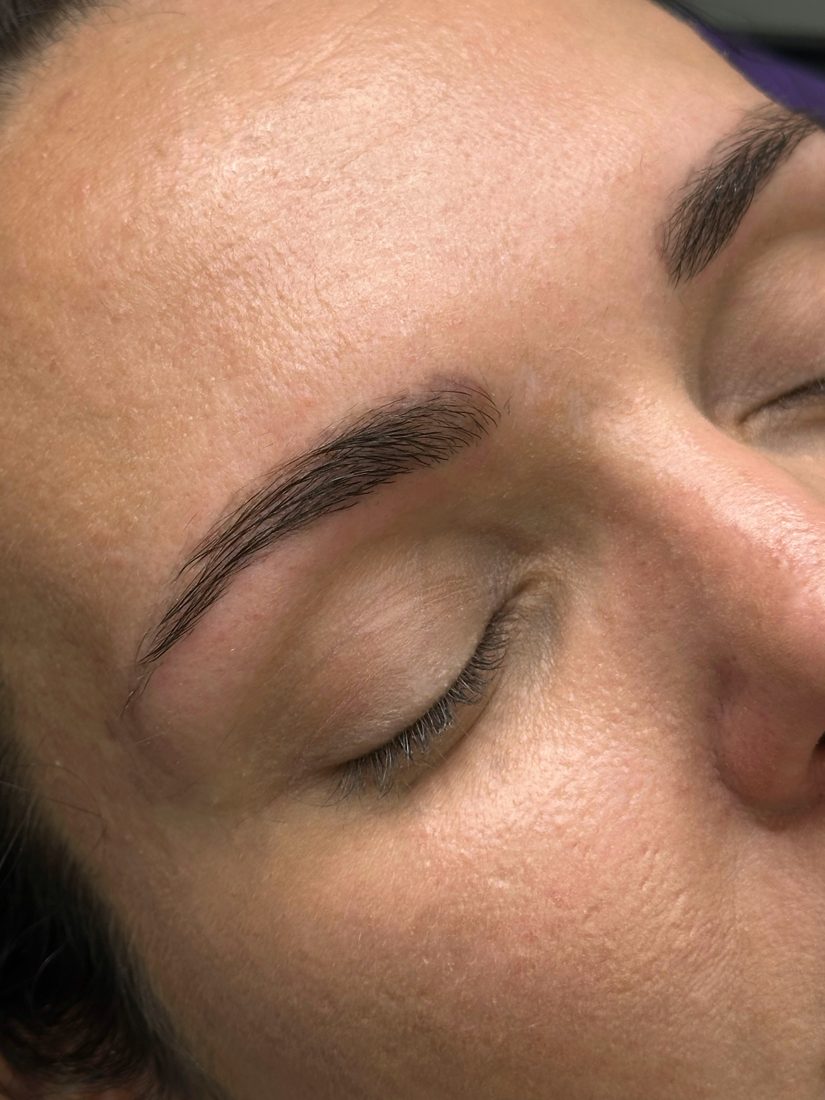 Healed permanent brows, close up