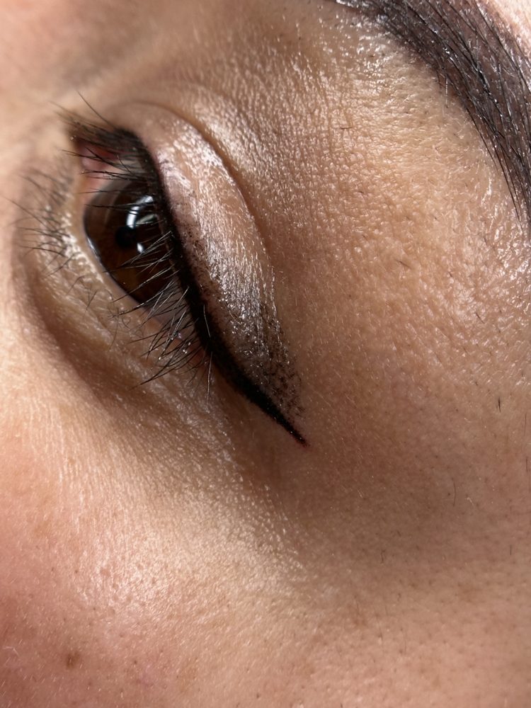 Winged — eyeliner by Anna Tytarenko