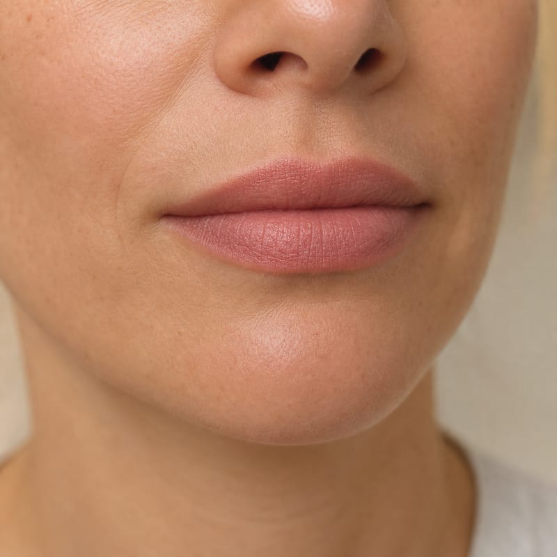 Lip Blush by Anna Tytarenko